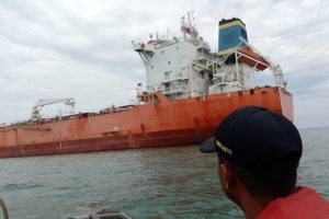TNI AL Tangkap 2 Kapal Tanker Pengangkut Palm Oil dan CPO