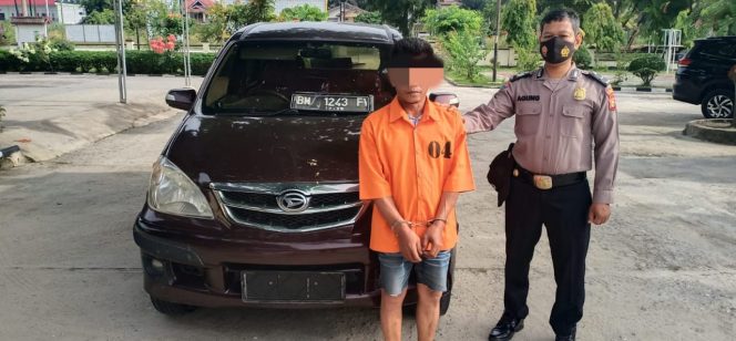 
					Pelaku pencurian mobil diamankan Polisi.
Dok: Humas Polres Kampar.