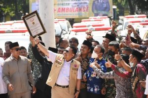 Kampar Pecahkan Rekor MURI Ambulance Terbanyak Se- Indonesia
