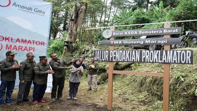 
					BKSDA Sumbar kembali membuka jalur pendakian ke Gunung Marapi. Foto: Ist