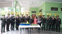 HUT TNI, Kapolda Riau Berikan Surprise di Kediaman Danrem 031/WB
