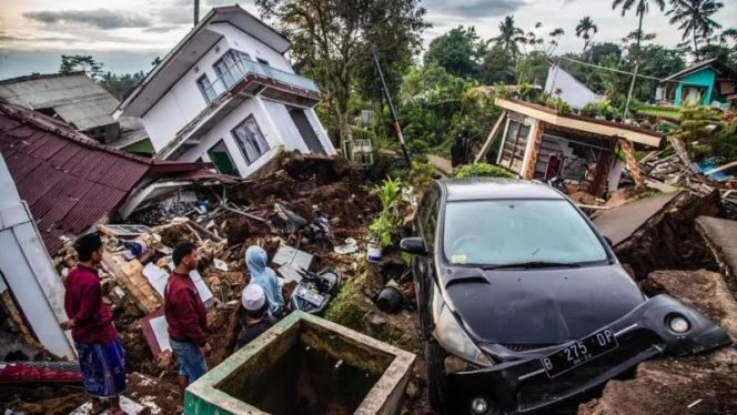 
					S﻿alah-satu lokasi yang terdampak gempa di Cianjur, 22 November 2022.