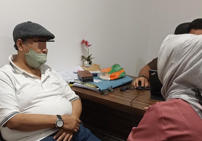 
					Tim Jaksa Penyidik pada Bidang Pidana Khusus (Pidsus) Kejati Riau itu menetapkan IMA sebagai tersangka pada perkara korupsi Penyertaan Modal pada BUMD Kabupaten Inhil.