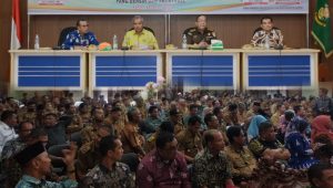 Jadi Narasumber Rapat Kerja Kepala Desa Se-Kampar, Ini yang Disampaikan Asintel Kejati Riau