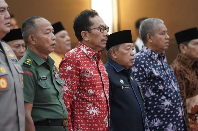 
					Wakajati Akmal Abbas Hadiri Pelantikan Pengurus DPW Riau IKA UII