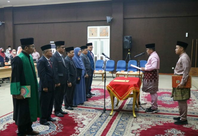 
					Berikut 6 Orang Pejabat Pelalawan yang Dilantik Bupati Zukri
