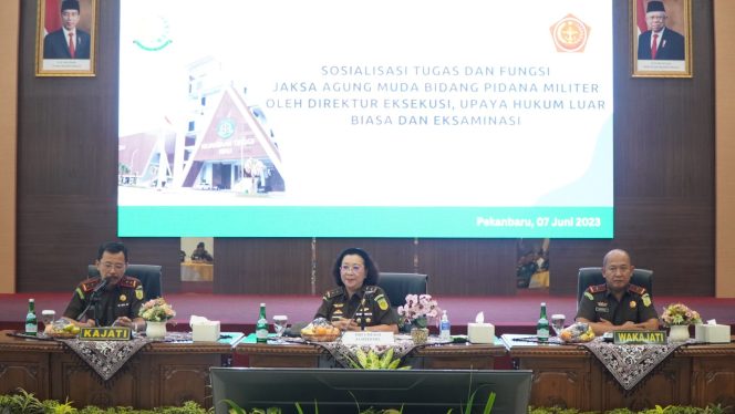 
					kegiatan Sosialisasi terkait Tugas dan Fungsi Jaksa Agung Muda Bidang Pidana Militer.