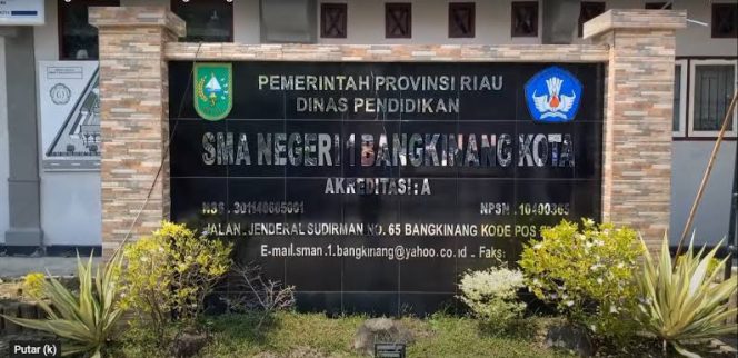 
					SMA N 1 Bangkinang Kota (Internet)