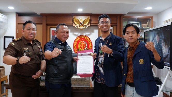 
					Tangani Perkara Korupsi Dana SPI Universitas Udayana, Kejaksaan Dapat Dukungan Dari BEM