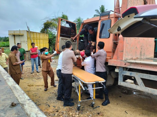 
					Supur Truk di Kampar Ditemukan Meninggal di Dalam Mobil