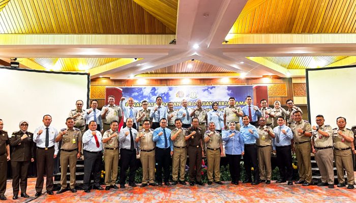 Penandatanganan Kerjasama Dengan Kanwil BPN Provinsi Riau, Kajati: Bersinergi Berantas Mafia Tanah