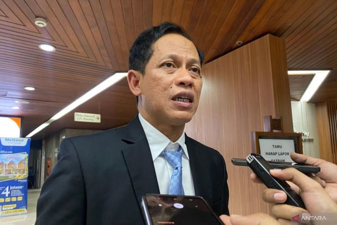 
					Menteri Lingkungan Hidup Hanif Faisol Nurofiq (Foto: Istimewa)