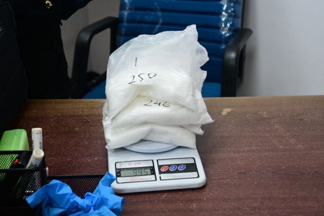 
					Sabu 995 Gram Gagal Terbang ke Jakarta