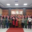 Pj Sekda Kampar, Ardi Mardiansyah, mewakili Bupati Kampar Ahmad Yuzar, foto bersama dengan jajaran PN Bangkinang (Foto: Istimewa)