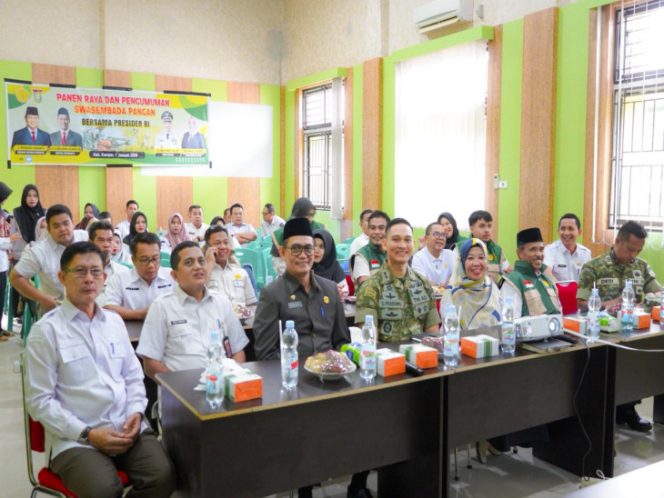 
					Bupati Kampar Dukung Program Swasembada Pangan Kementan