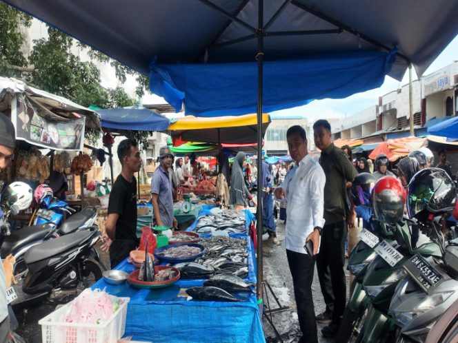 
					Bupati Kampar Tinjau Pasar Inpres Bangkinang Jelang Ramadan