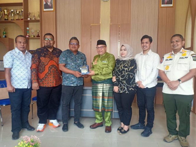 
					Prestasi Satpol PP Kampar Tarik Perhatian DPRD Sumbar