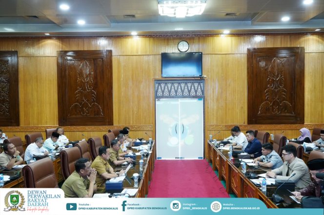 
					DPRD Bengkalis Bahas Persetujuan Kerja Sama e-Ticketing untuk Tingkatkan Pelayanan Penyeberangan dan Optimalisasi PAD