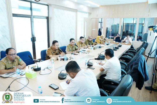 
					Tindak Lanjuti Masalah BBM, DPRD Bengkalis Minta Kejelasan pada Disperindag