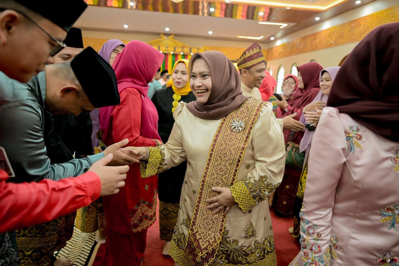 Puncak Hari Jadi ke-514 Bengkalis, LAMR Gelar Majelis Kenduri Adat Bersama Bupati Kasmarni